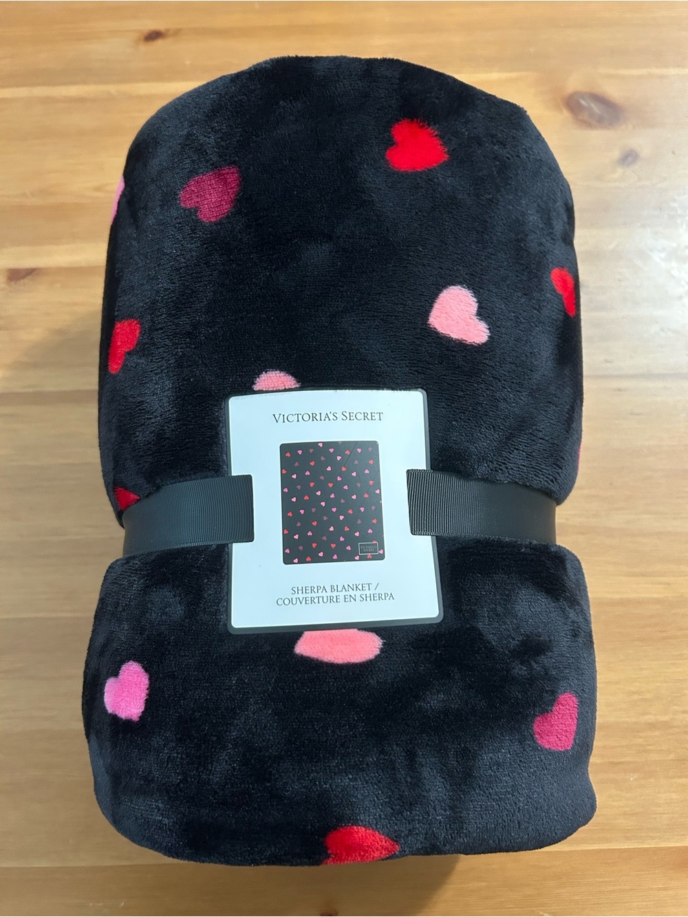 Victoria’s Secret Sherpa fleece blanket in heart print black